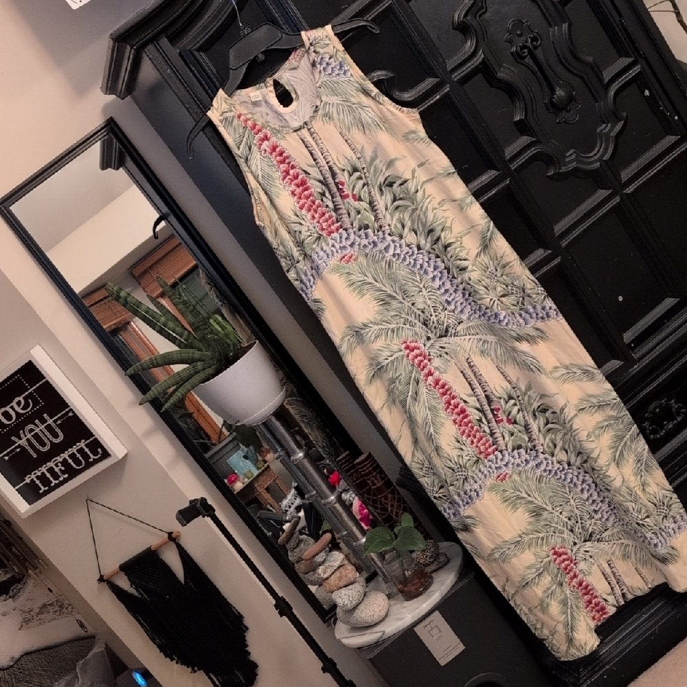 100% Silk Vintage Tommy Bahama Tropical Sleeveless Maxi Dress